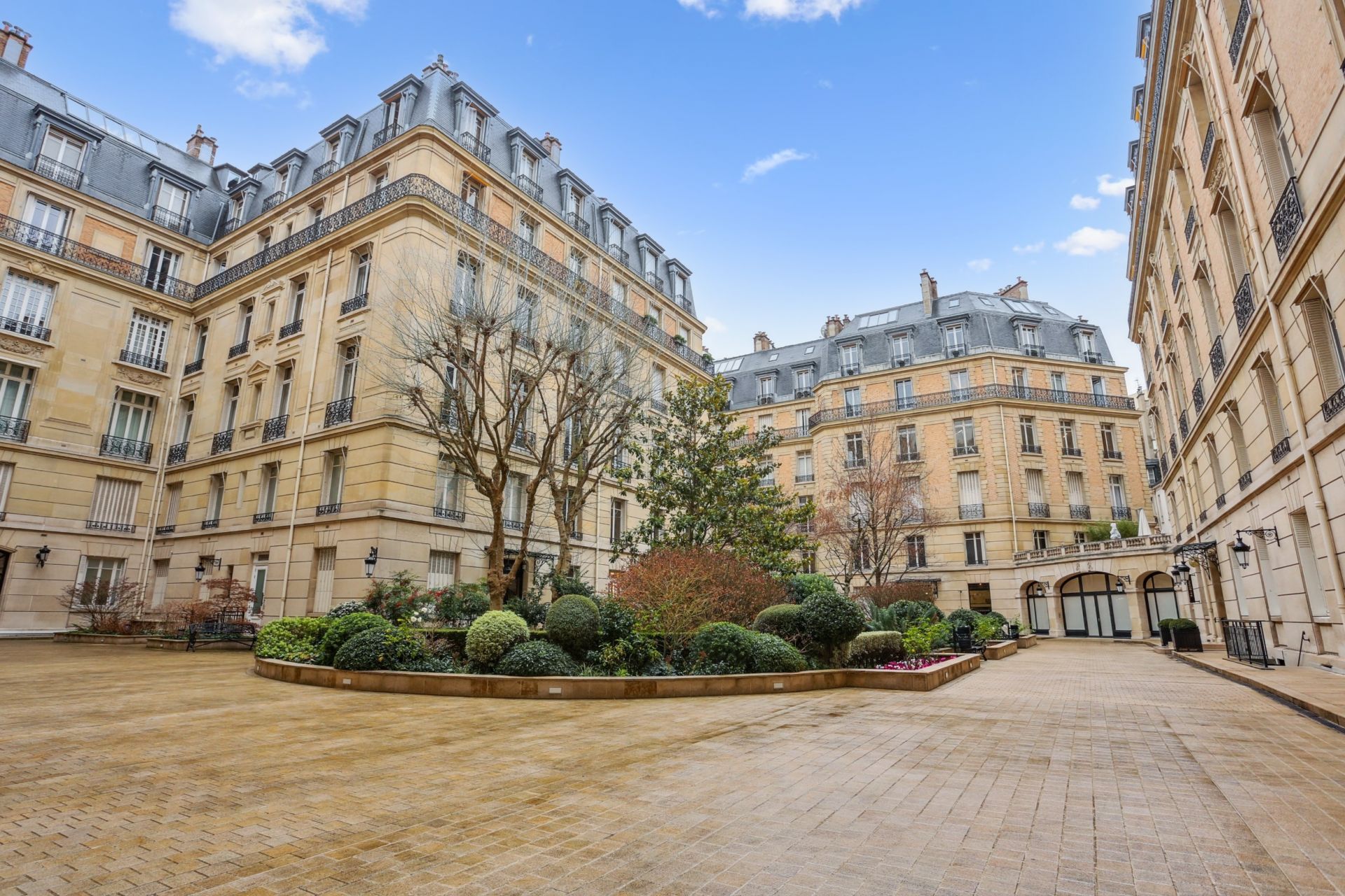 Sale Luxury apartment Paris 8 5 Rooms 160 m Sotheby s