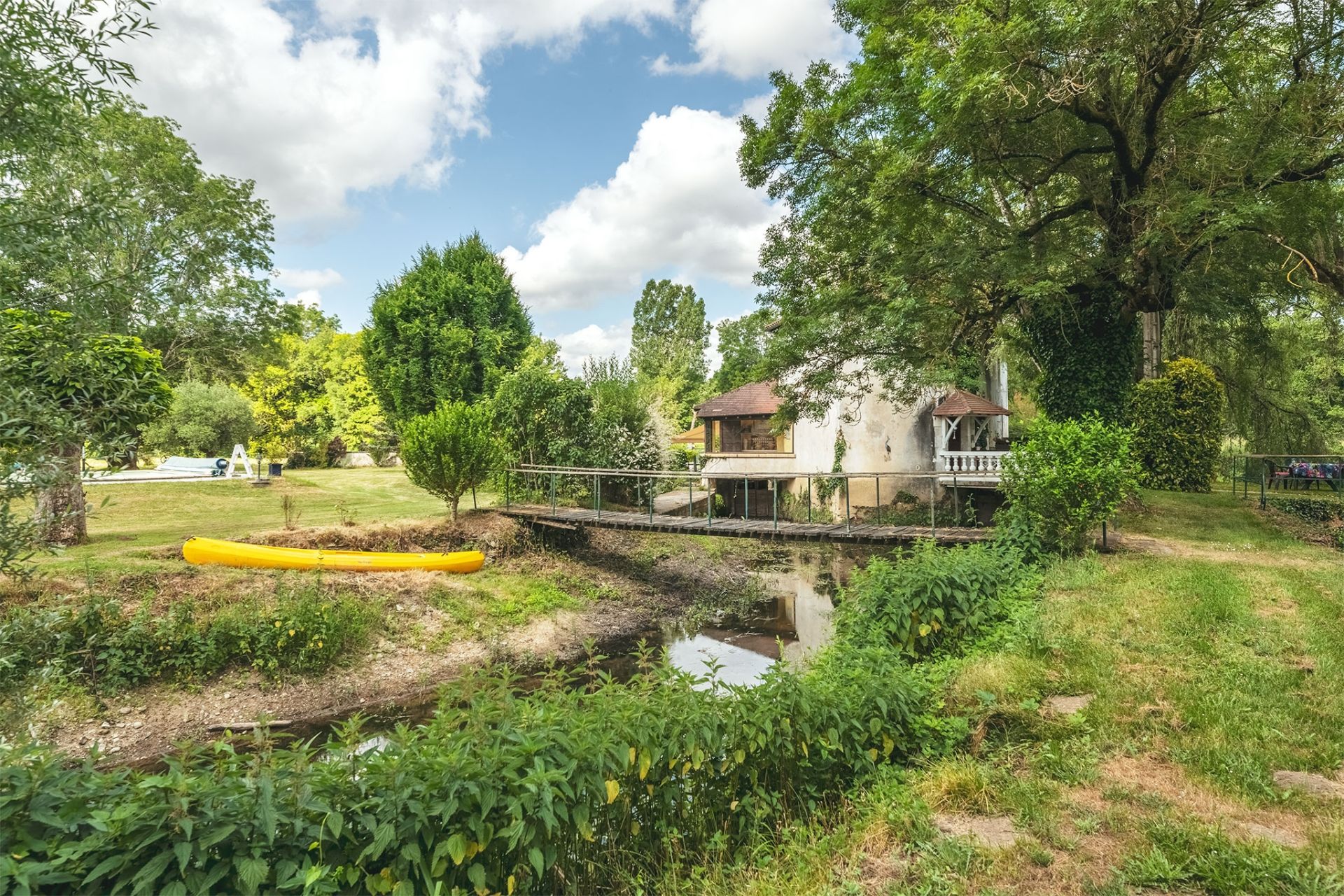 Vente Maison De Luxe Tocane-Saint-Apre 9 Pièces 250 M² - Sotheby's ...