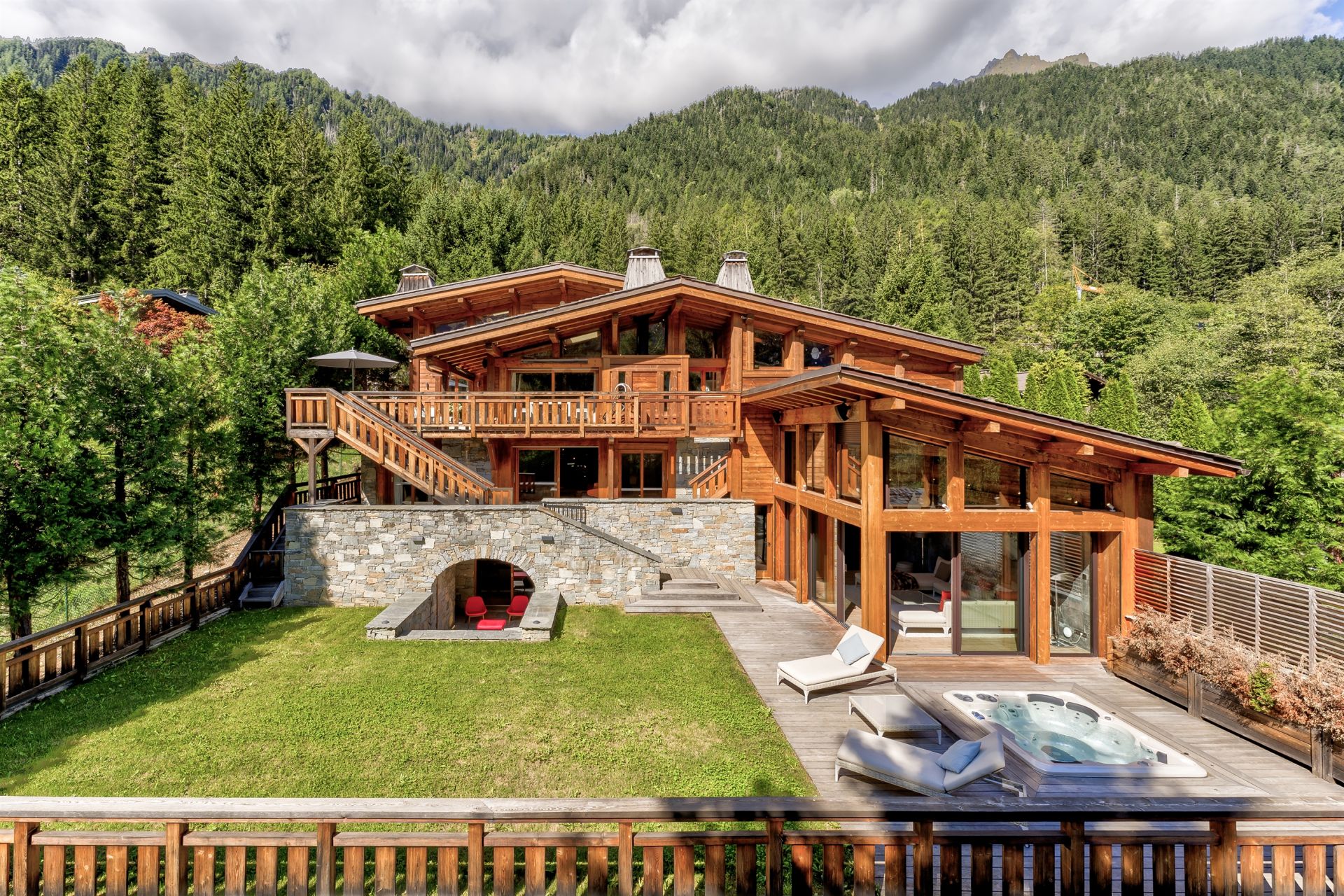 Vente Chalet De Luxe Chamonix-Mont-Blanc 14 Pièces 594 M² - Sotheby's ...