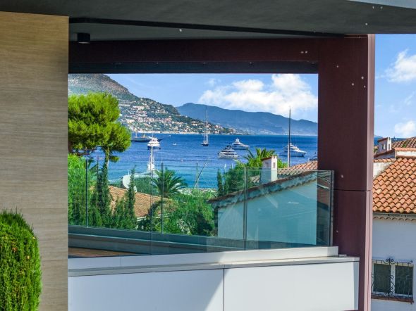 luxury apartment 3 Rooms for sale on ST JEAN CAP FERRAT (06230)