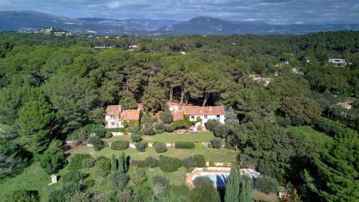 maison provençale de luxe 10 Pièces en vente sur MOUGINS (06250)